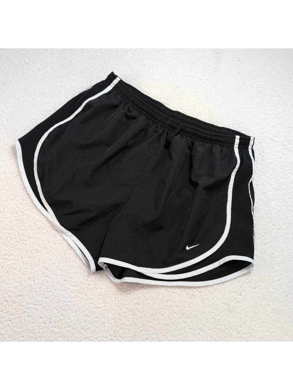 Nike Dri-FIT Tempo Women’s Running Shorts Large Black White 716453-010